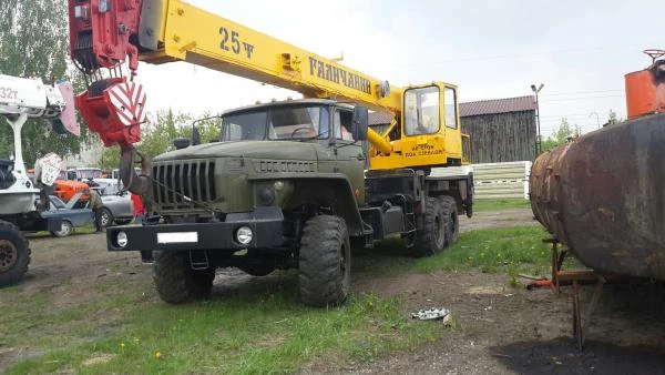 Фото Автокран "Галичанин" на шасси Урал