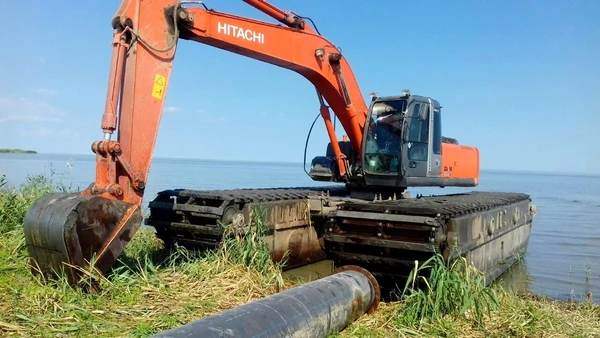 Фото Плавающий экскаватор Hitachi ZX200 RIVER