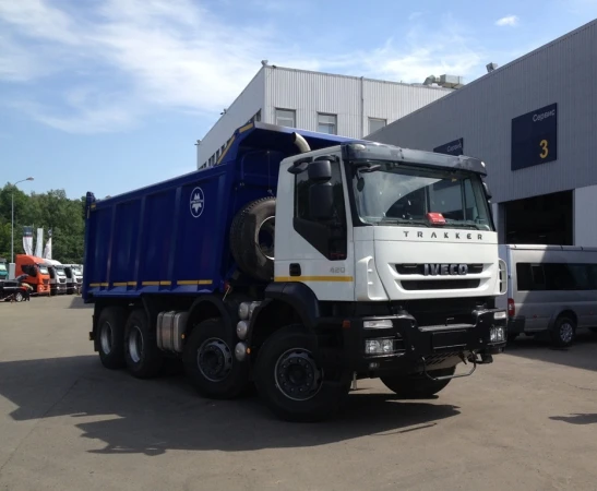 Фото Шасси IVECO TRAKKER AD410T42H