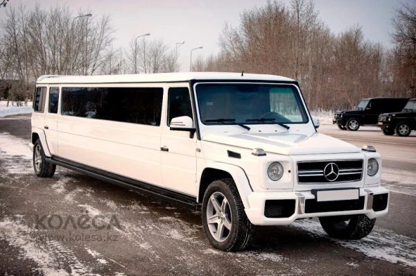 Фото Аренда Mercedes-Benz G55 AMG лимузин.