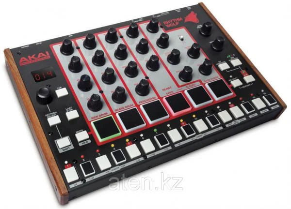 Фото AKAI PRO RHYTHM WOLF