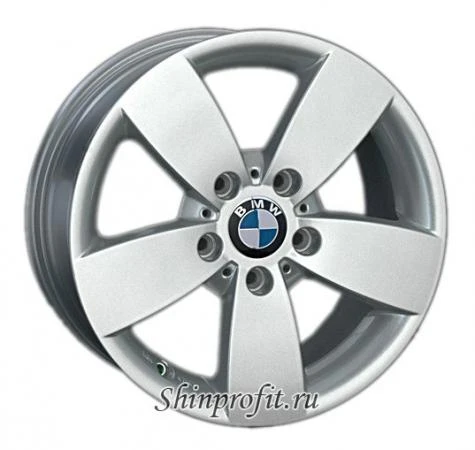 Фото Replica B134 7x16/5x120 D72.6 ET47 Silver