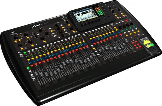 Фото Микшерная консоль BEHRINGER X32