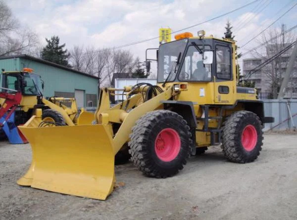 Фото Погрузчик ковшовый Komatsu WA 150-3E