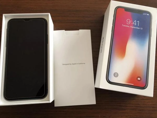 Фото Lasted Sealed Apple iPhone X 64Gb New (Silver)