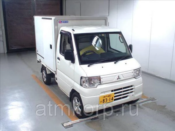 Фото Автофургон изотермический MITSUBISHI MINICAB TRUCK г 2013 груз 0,35 тн трехсторонняя разгрузка пробег 149 т.км