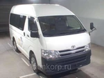 фото Грузовой микроавтобус фургон категория B TOYOTA HIACE VAN