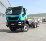 фото Рефрижератор (изотермический фургон на шасси) iveco 8x8