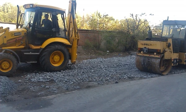 Фото Строительство площадки под сельхоз технику