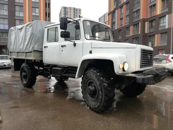 Фото ГАЗ 33081 сдвоенная кабина на шасси ГАЗ 33081