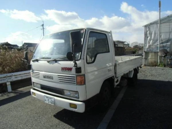 Фото Mazda Titan Бортовой грузовик 1994