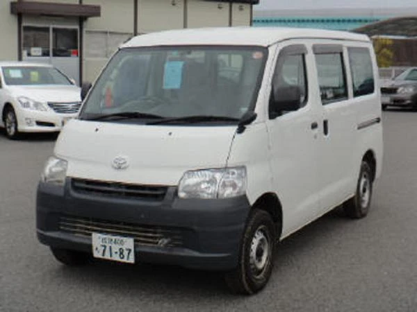 Фото Toyota Town Ace Van