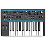 фото Синтезатор Novation Bass Station II