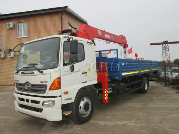 Фото Бортовой автомобиль Hino 500 с КМУ Kanglim 1256-II