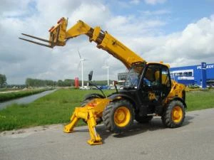 Фото Погрузчик JCB 535-125