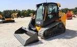 фото Мини-погрузчик с бортовым поворотом JCB 270