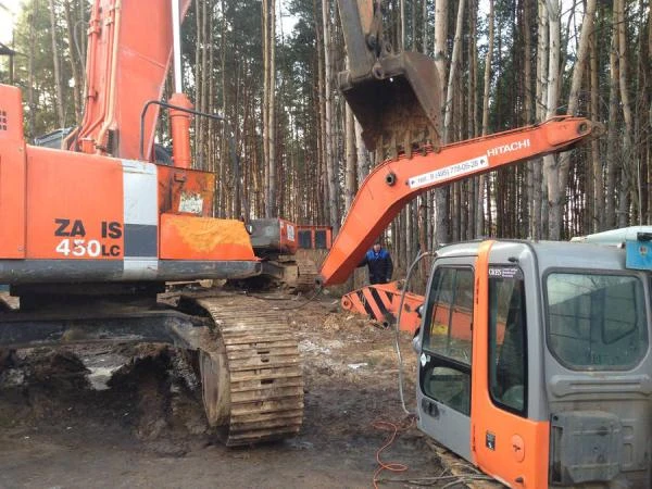 Фото Запчасти б/у, новые для экскаваторов Хитачи Hitachi Jcb Komatsu Hyundai