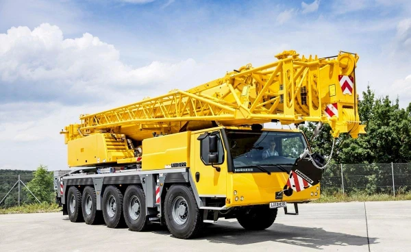 Фото Автокран Liebherr LTM 1130 — 130 тонн