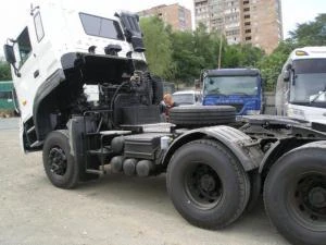 Фото Тягач Hyundai HD1000