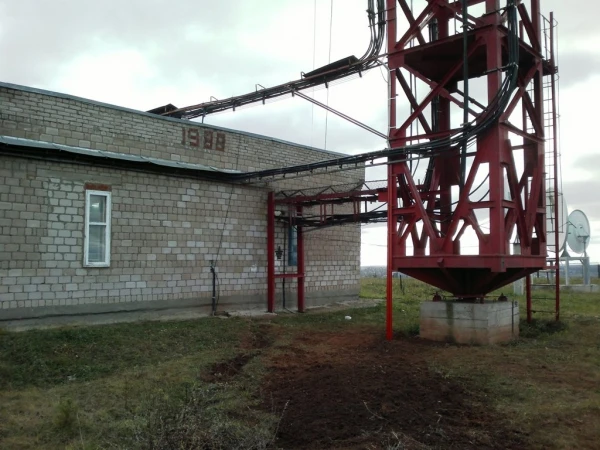 Фото Монтаж линейного и станционного оборудования