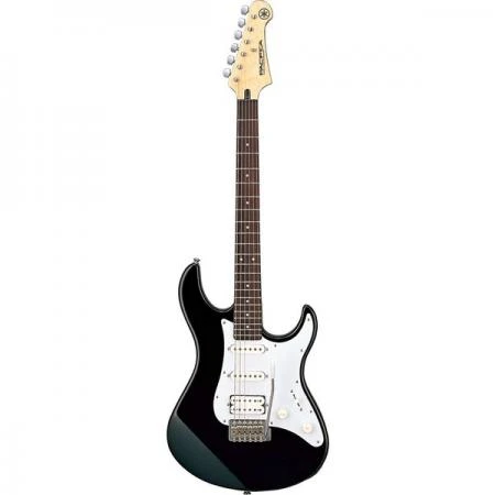 Фото Электрогитара Yamaha Pacifica-012 Black