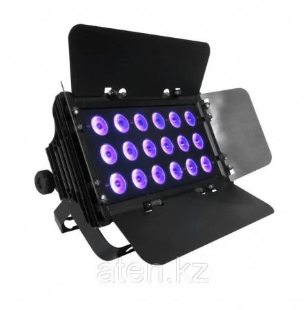 Фото CHAUVET-DJ Slim Bank UV 18