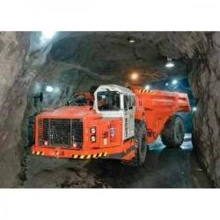 Фото Шины для подземного самосвала Sandvik TH550