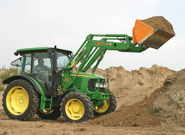 Фото Трактор Джон Дир (John Deere) 6130D