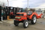 фото Японский мини трактор Kubota GT3D