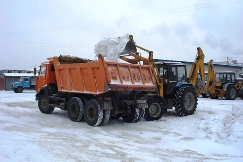 Фото Вывоз снега с территории здания Нижний Новгород