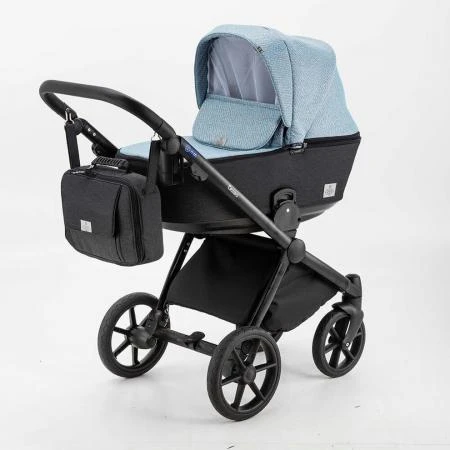 Фото Коляска 3 в 1 BeBe-mobile Cezaro черный/голубой