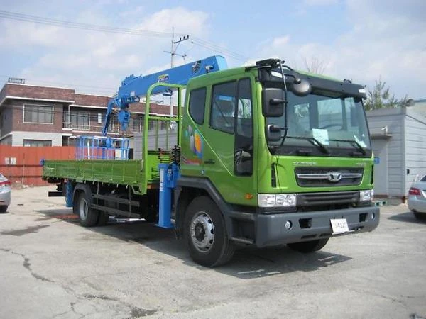 Фото Daewoo Novus с КМУ Dong Yang 1406 6т.