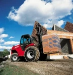 фото Вездеходные погрузчики MANITOU M26-2