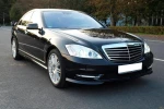 фото Самый крутой кортеж из черных и белых Mercedes-Benz S-Class W 221 Long