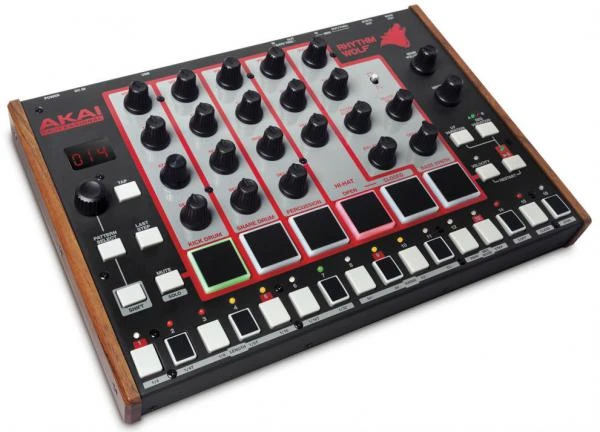 Фото AKAI PRO RHYTHM WOLF