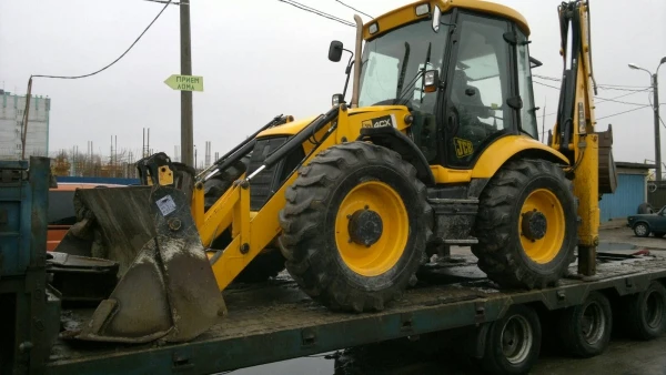 Фото Аренда (услуги) экскаватора-погрузчика, гидромолота JCB 4 в Выборге(Выборг, Выборгский р-н))