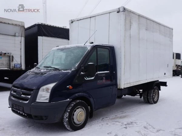 Фото Ford Transit