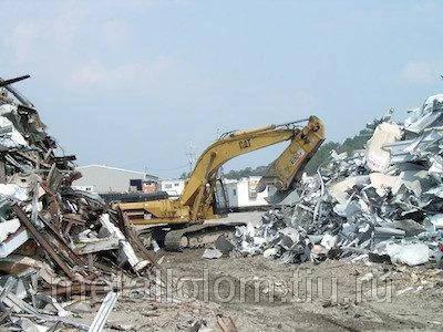 Фото Купим металлолом и обрезки металлопроката в Лыткарино. Вывезем лом арматуры и старые трубы в Лыткарино.