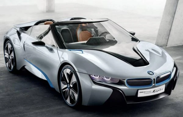 Фото Электроспорткар BMW I8