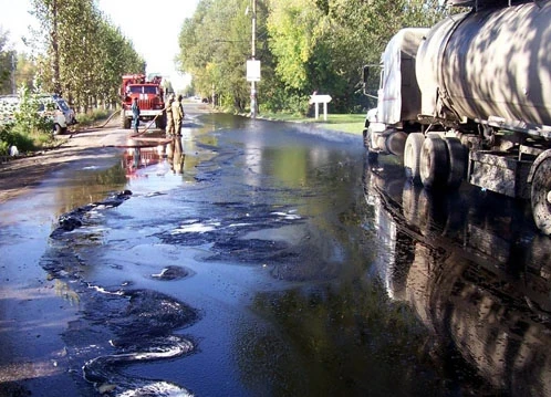 Фото Компания ООО "Альянс ВВ" занимается оптовой и мелкооптовой реализацией нефтепродуктов