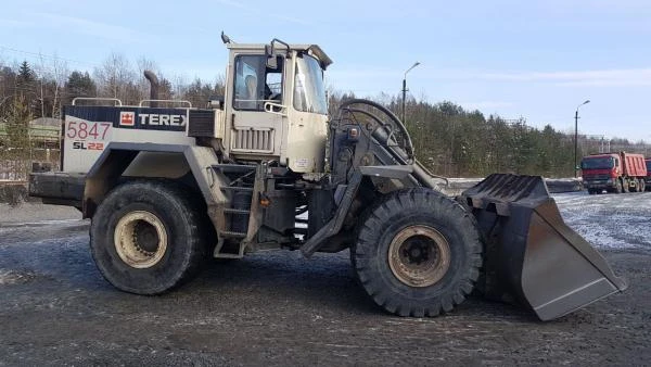 Фото РЕНДА ФРОНТАЛЬНОГО ПОГРУЗЧИКА TEREX SL-22