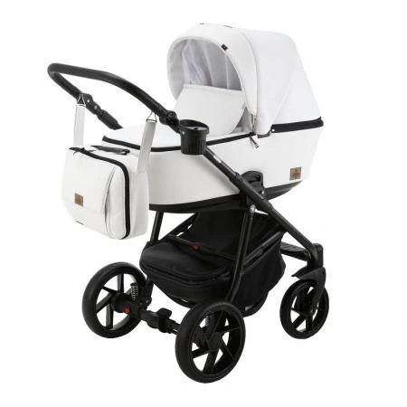 Фото Коляска 3 в 1 BeBe-mobile Gusto Deluxe эко-кожа белая