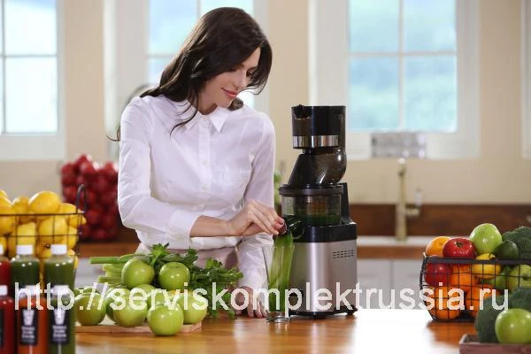 Фото Соковыжималка Kuvings Whole Slow Juicer Chef CS600