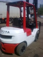 Фото Погрузчик вилочный Toyota 7FD25 2001г