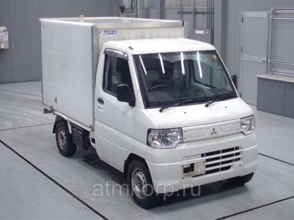 Фото Авторефрижератор микрогрузовик MITSUBISHI MINICAB TRUCK гв 2013 полный привод 4х4 груз 0,35 тн пробег 178 т.км