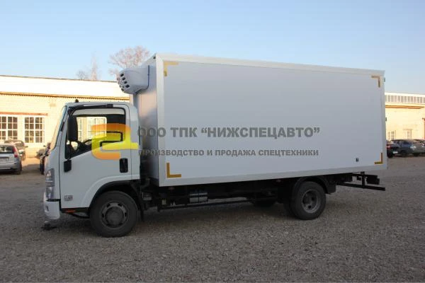 Фото Фургон Isuzu NPR 75 LL