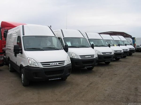 Фото Цельнометаллический IVECO Daily 35C14NV на метане V-12