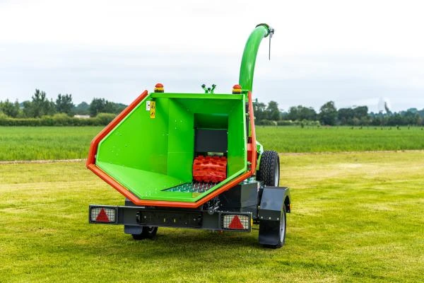 Фото Измельчитель древесины GreenMech модель Combi 200