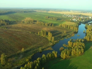 Фото Земля в Подмосковье 43 км от мкад по Новорязанскому и Каширскому ш. У бетонки и озера