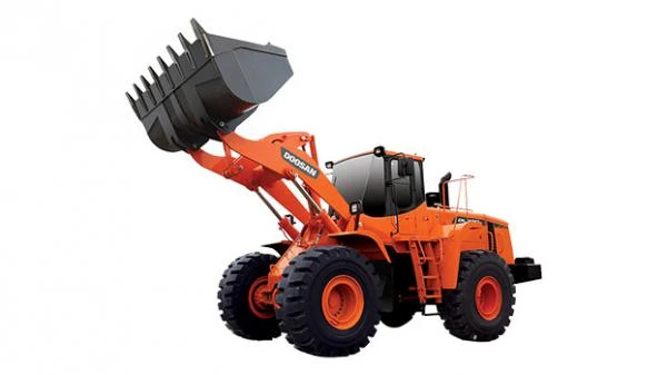 Фото Новый фронтальный погрузчик DOOSAN DL420A